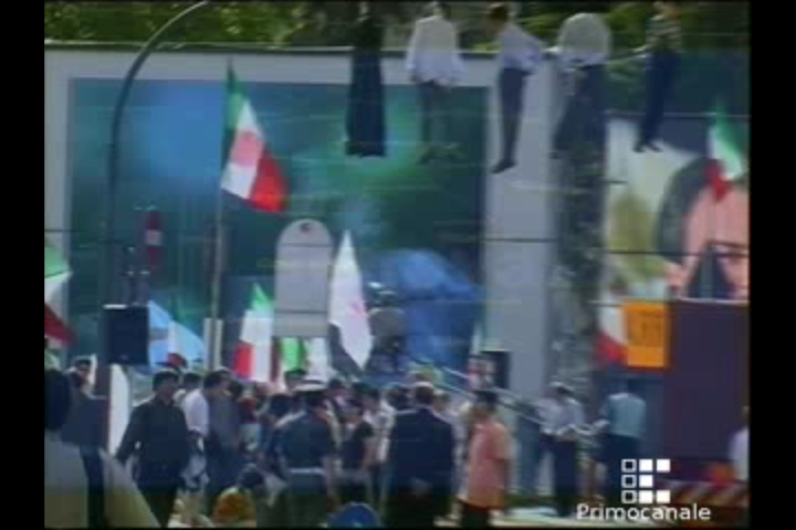 G8, corteo donne iraniane