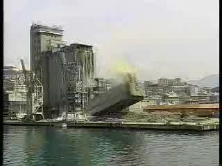 Demolizione silos, quinta fase