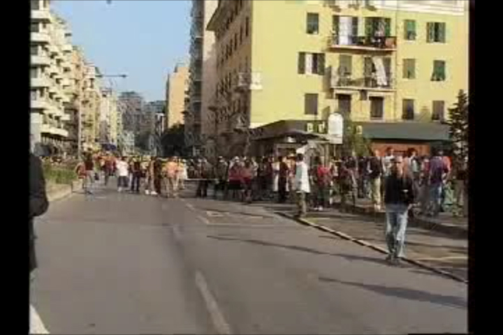 Il corteo Inmensa