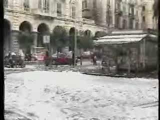 Padre e figlio sparano a artigiano