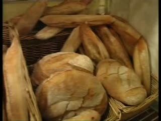 PANE, A MENTONE COSTA DI PIU' CHE AD IMPERIA