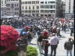 CORTEO DI ROBOANTI HARLEY DAVIDSON A GENOVA