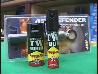 SPRAY URTICANTI, PROPOSTA DI LEGGE PER USARLI