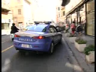 SANREMO, COLPI DI PISTOLA CONTRO UN'AUTO