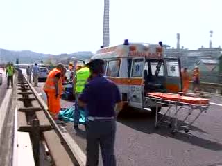 LA SPEZIA, AUTO PIRATA UCCIDE NOTO AVVOCATO