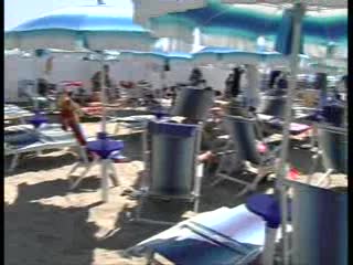 SANREMO, A META' AGOSTO META' SPIAGGE VUOTE