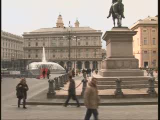 LAVORO E STRADE PULITE, I SOGNI DI GENOVA PER IL 2009