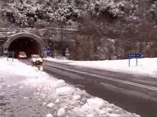 NEVE NELLO SPEZZINO DISAGI IN ALTA VAL DI VARA