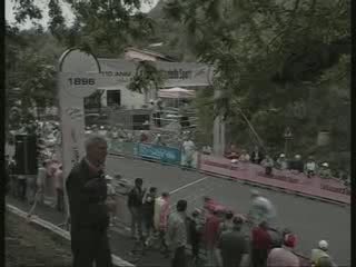 IL GIRO D'ITALIA ABBRACCIA LA LIGURIA