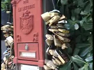 VIAGGIO IN LIGURIA, STORIA DEL MURETTO DI ALASSIO