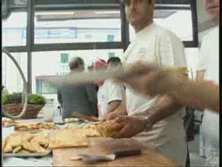 GENOVA: A SCUOLA DI FOCACCIA, PANE E PESTO