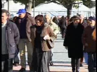 TURISMO, PONTE PASQUALE SOTTO TONO IN RIVIERA