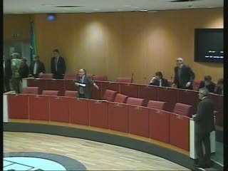 SCONTRO IN REGIONE, VOLA ANCHE UN CALCIO