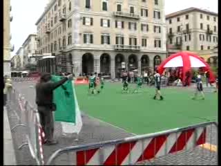 DOMENICA NEL CENTRO DI SAVONA TORNA L'ISOLONE 