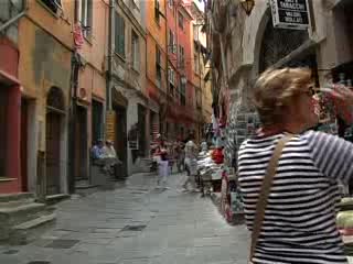 PORTO VENERE, SCONTRO SULLE LENZUOLA