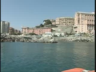 VIAGGIO NELLE TRE SPIAGGE LIBERE DI GENOVA