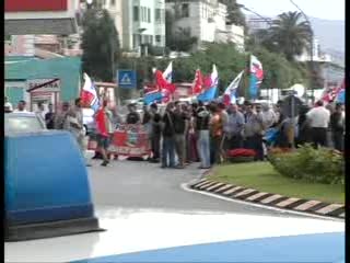 SAVONA, CORTEO DI PROTESTA BOMBARDIER