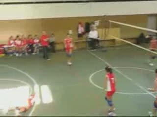 VOLLEY, LE SQUADRE FEMMINILI SCALDANO I MOTORI