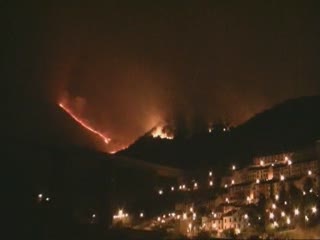 COLPOSO L'INCENDIO SUL MONTE MORO, 4 DENUNCIATI