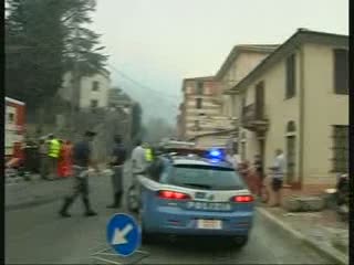 INCENDI, NOTTE DI PAURA A CARRODANO