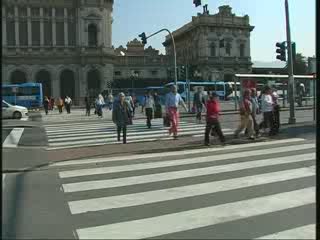 SCIOPERO AUTOBUS AMT, UNA GIORNATA A PIEDI