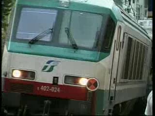 TRENO PUNTUALE ANNUNCIATO IN RITARDO DI UN'ORA