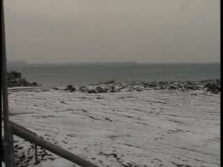 E LA NEVE ARRIVA SULLA SPIAGGIA DI GENOVA VOLTRI