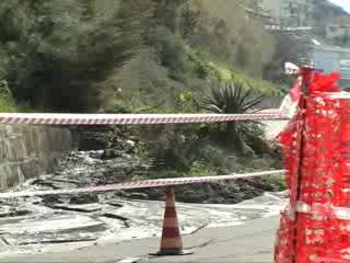 SANREMO, FRANA E CEDIMENTI SULLA PISTA CICLABILE 