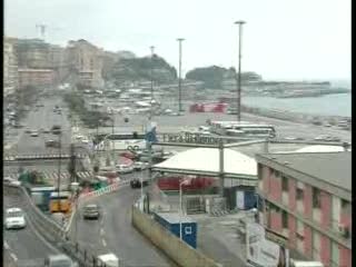 UNA PASSEGGIATA DALLA FIERA AL PORTO ANTICO