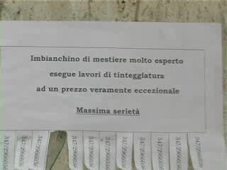 AFFISSIONI ABUSIVE, LINEA DURA ALLA SPEZIA