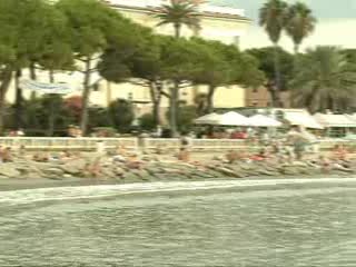 TURISMO, DIANO MARINA SFIDA ALASSIO