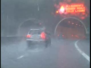 ALLUVIONE A GENOVA, VIAGGIO TRA PEGLI E VOLTRI