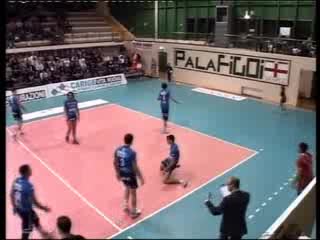 VOLLEY: CARIGE GENOVA SCONFITTA 3-2 A GELA