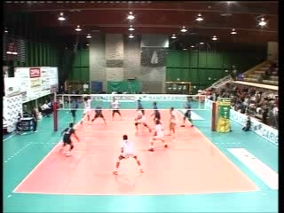 VOLLEY: LA CARIGE SOFFRE, RIMONTA E BATTE ISERNIA