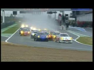 GT OPEN: GRANDE RIMONTA DI WISER, PODIO PER L'ASTON MARTIN 