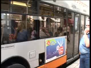 BUS A GENOVA, FIRMATO PATTO AMT-SINDACATI