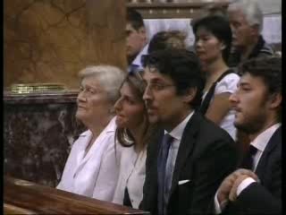 FUNERALI BERRINO, AMICI ED EX MISS AD ALASSIO