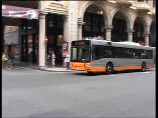 BUS AMT, POLEMICHE SU ORARIO INVERNALE