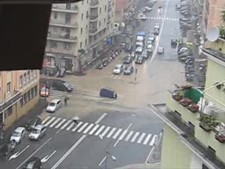 ALLUVIONE VIA FEREGGIANO, VIDEO AMATORIALE