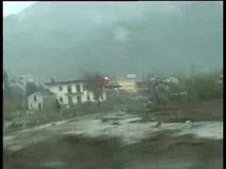 BRUGNATO, L'ALLUVIONE NON FERMA I LAVORI