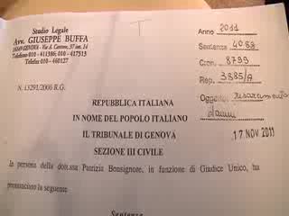 STRESSATO DAL RUMORE E AUTOSTRADE PAGA