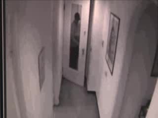 VIDEO INCHIODA RAPINATORE VIOLENTO