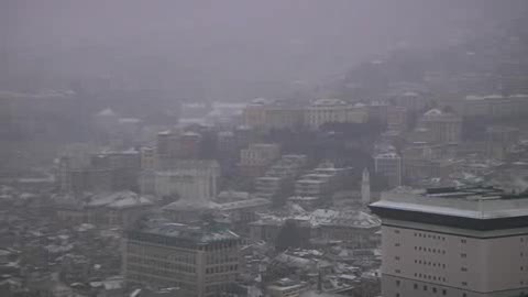 RESTA IL. FREDDO TORNA LA NEVE. L'EMERGENZA CONTINUA