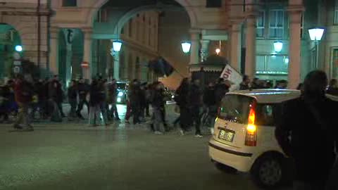 NOT-TAV IN CORTEO A GENOVA: 