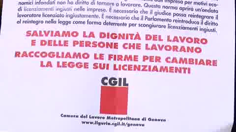 CGIL: VOLANTINAGGIO DAVANTI A CATTEDRALE DI SAN LORENZO