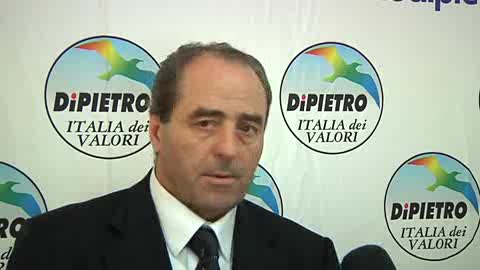 DI PIETRO COME BURLANDO: 