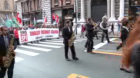 25 APRILE TRA BLITZ A GENOVA E FISCHI A SANREMO