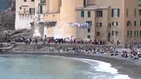 SENZA TRENI, MA CAMOGLI FA FESTA CON LA SAGRA