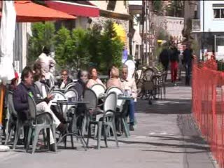 I COMMERCIANTI VOGLIONO I PARCHEGGI SUL LUNGOMARE