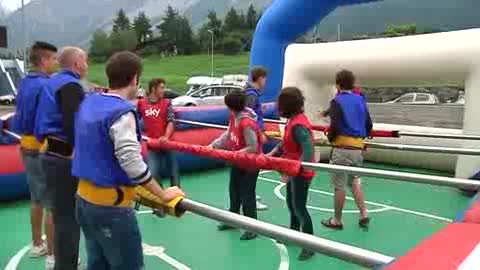 A BORMIO C'E' ANCHE IL CALCIO BALILLA...UMANO